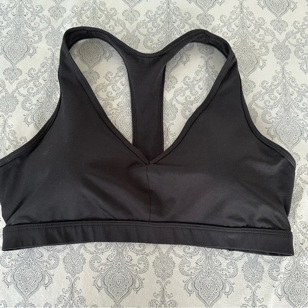 BUNDLE Victoria Secret Sport Bras Strappy Razor Back Sz Large